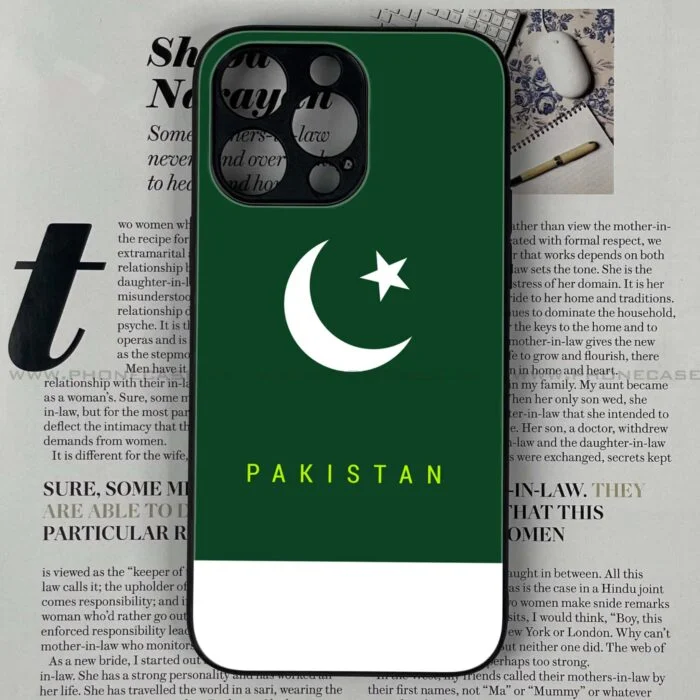 Pakistani Flag Design Premium Metal Phone Case | 2025 Edition - Image 1